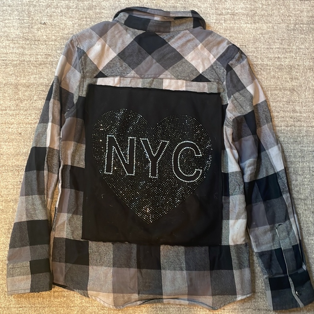 Butter brand super soft Girls flannel with Bling on the Back size large (girls)